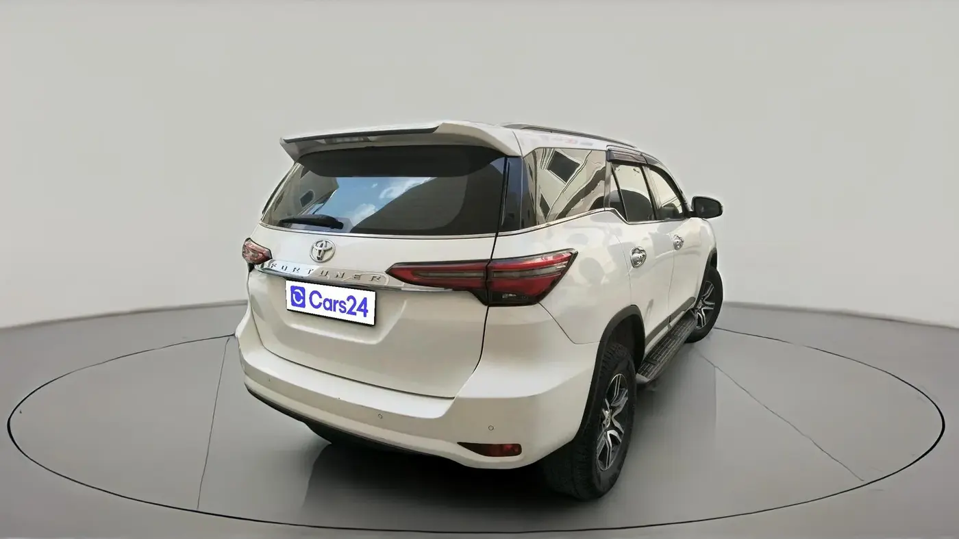 2017 Toyota Fortuner 2.8 4X2 MT, Diesel, Manual, 2,17,341 km, exterior