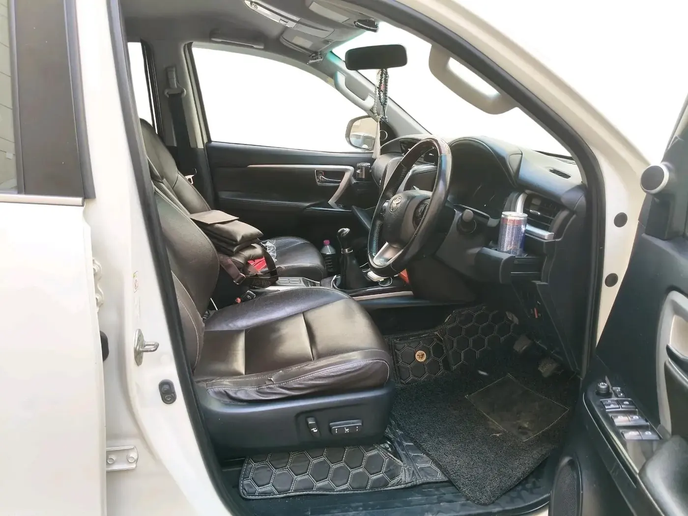 2017 Toyota Fortuner 2.8 4X2 MT, Diesel, Manual, 2,17,341 km, interior