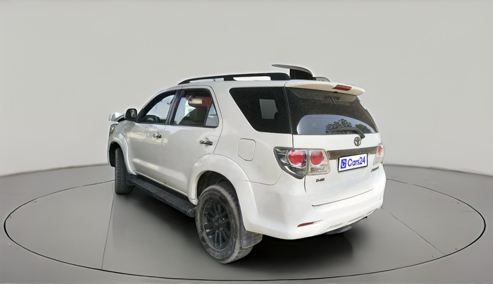 2015 Toyota Fortuner 3.0 4X2 MT, Diesel, Manual, 1,31,330 km, exterior