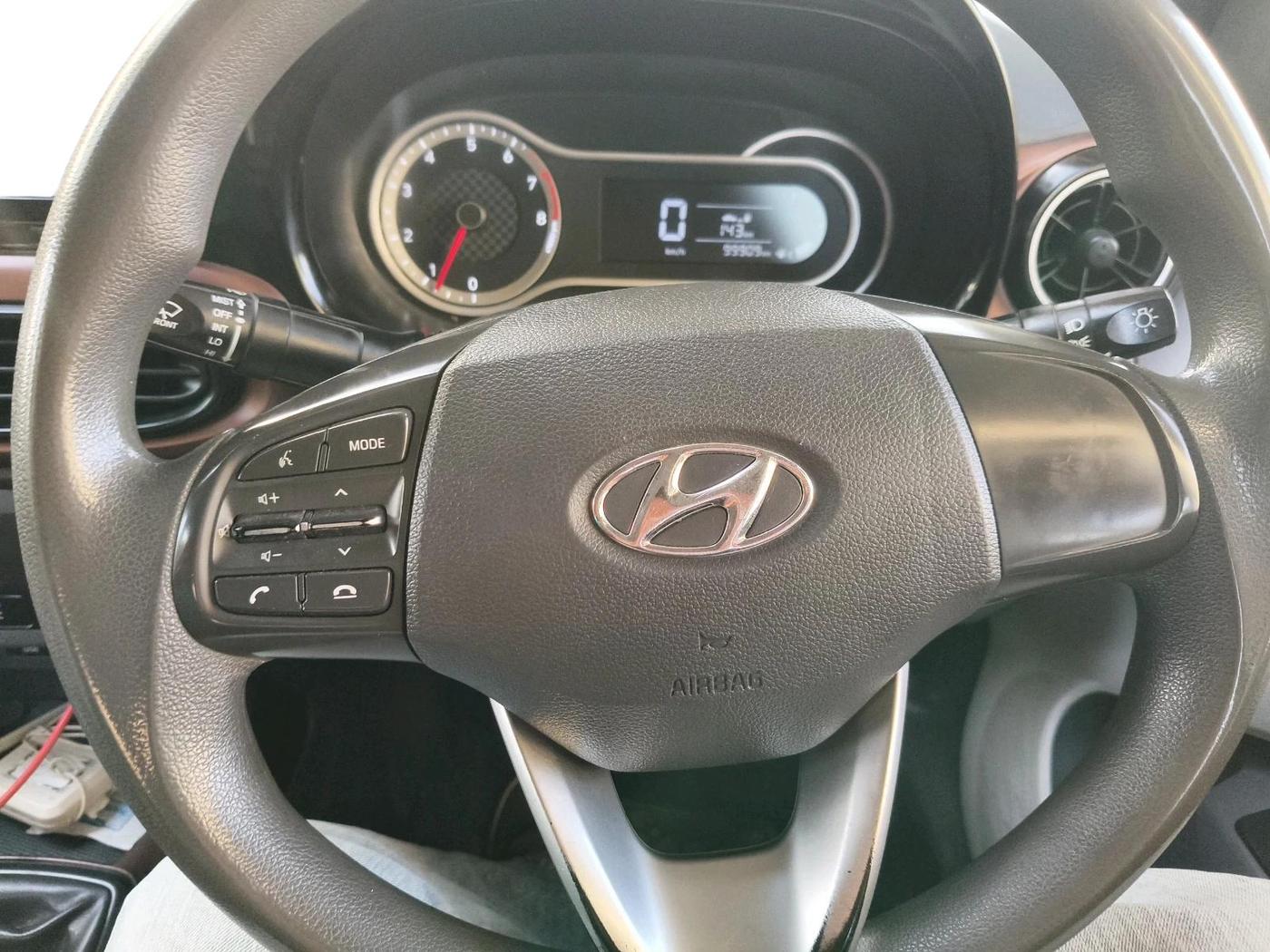 2021 Hyundai AURA SX 1.2, CNG, Manual, 99,909 km, interior