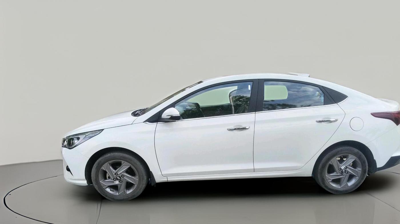 2022 Hyundai Verna SX 1.5 VTVT, Petrol, Manual, 20,018 km, exterior