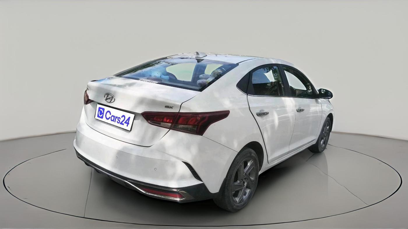 2022 Hyundai Verna SX 1.5 VTVT, Petrol, Manual, 20,018 km, exterior