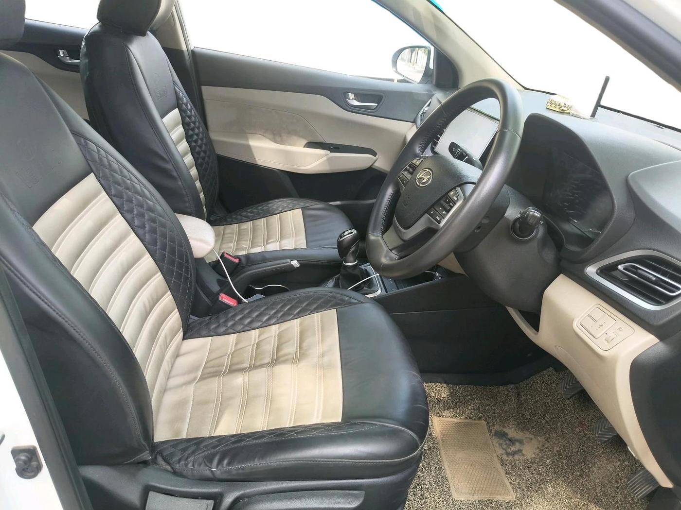 2022 Hyundai Verna SX 1.5 VTVT, Petrol, Manual, 20,018 km, interior