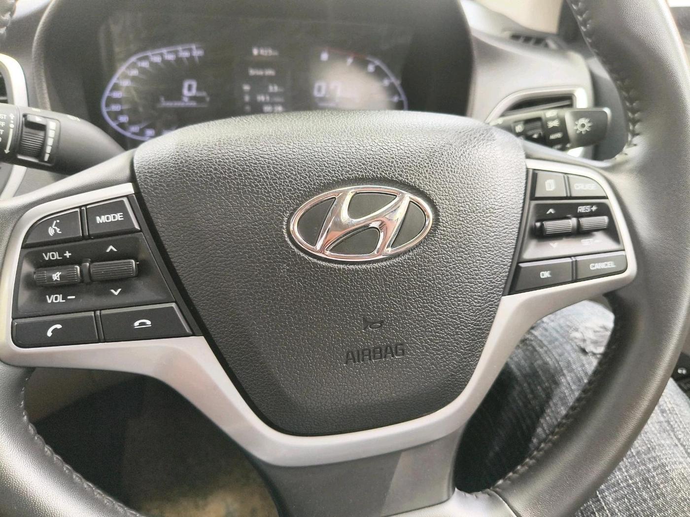 2022 Hyundai Verna SX 1.5 VTVT, Petrol, Manual, 20,018 km, interior