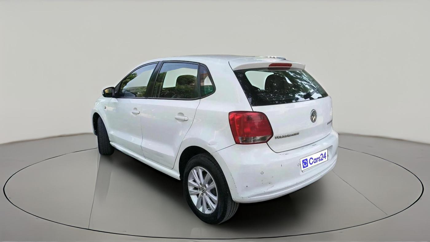 2013 Volkswagen Polo COMFORTLINE 1.2L, Diesel, Manual, 1,77,624 km, exterior