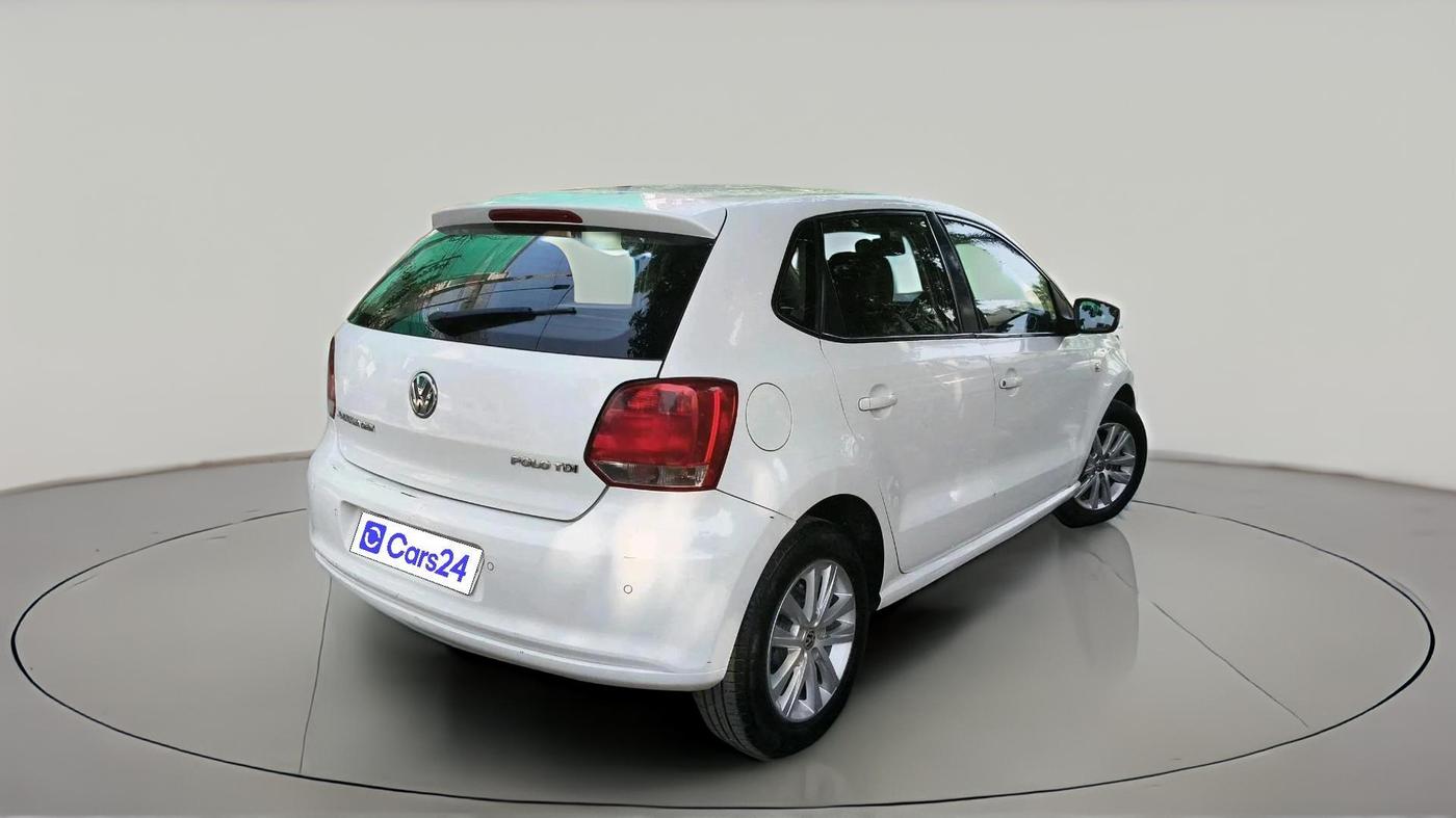 2013 Volkswagen Polo COMFORTLINE 1.2L, Diesel, Manual, 1,77,624 km, exterior