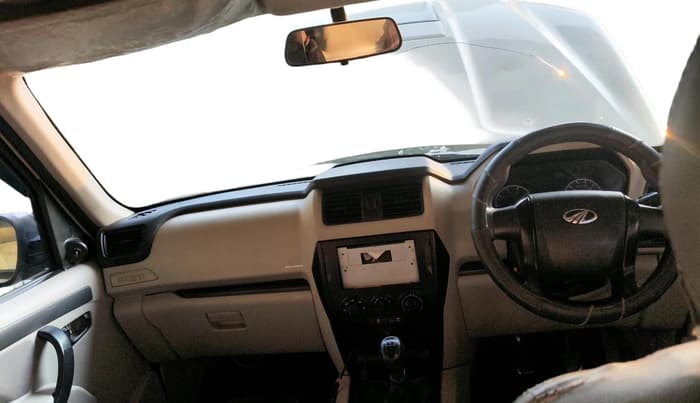 2017 Mahindra Scorpio S4 PLUS, Diesel, Manual, 1,98,275 km, interior