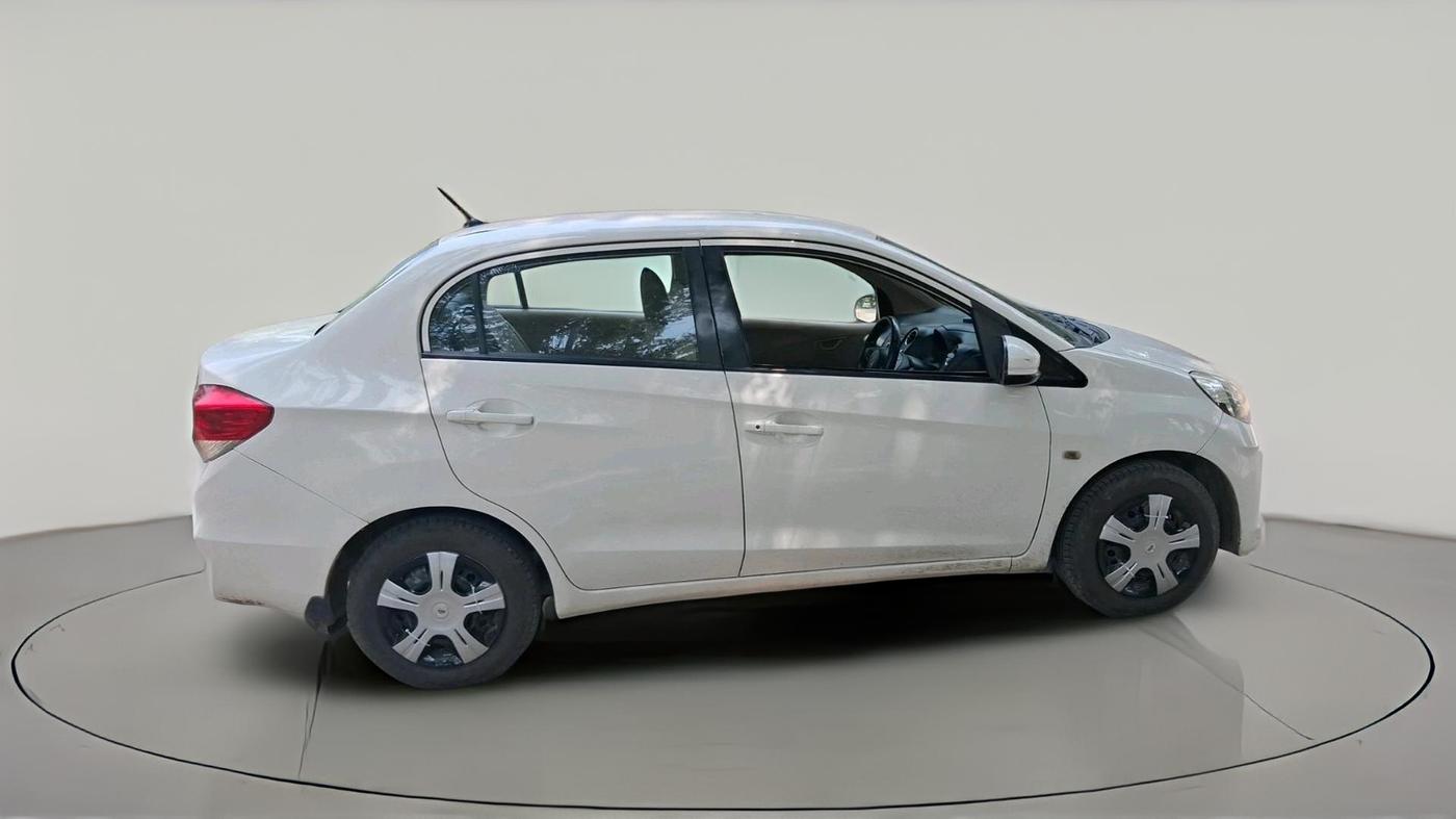 2015 Honda Amaze 1.5L I-DTEC S, Diesel, Manual, 1,12,081 km, exterior