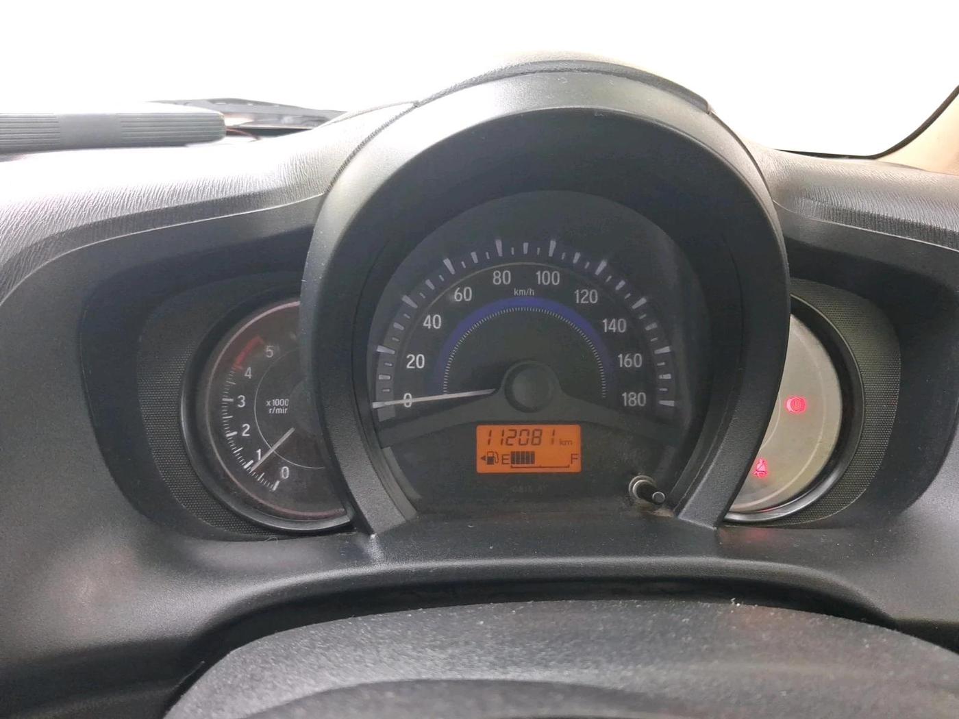 2015 Honda Amaze 1.5L I-DTEC S, Diesel, Manual, 1,12,081 km, interior