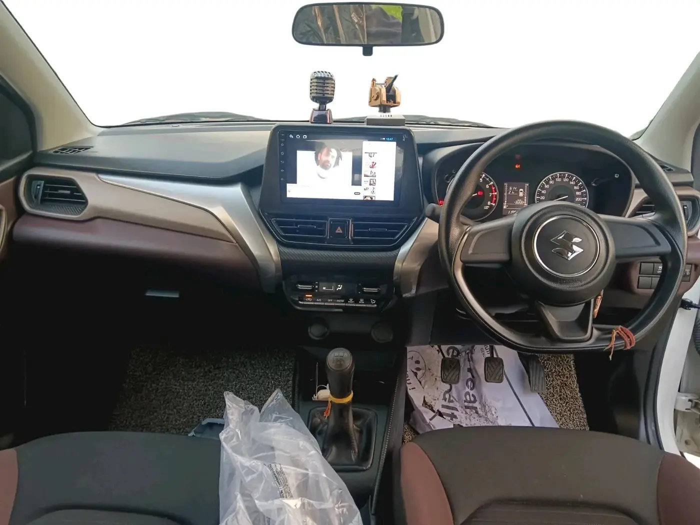 2024 Maruti FRONX SIGMA 1.2 MT, Petrol, Manual, 11,993 km, interior