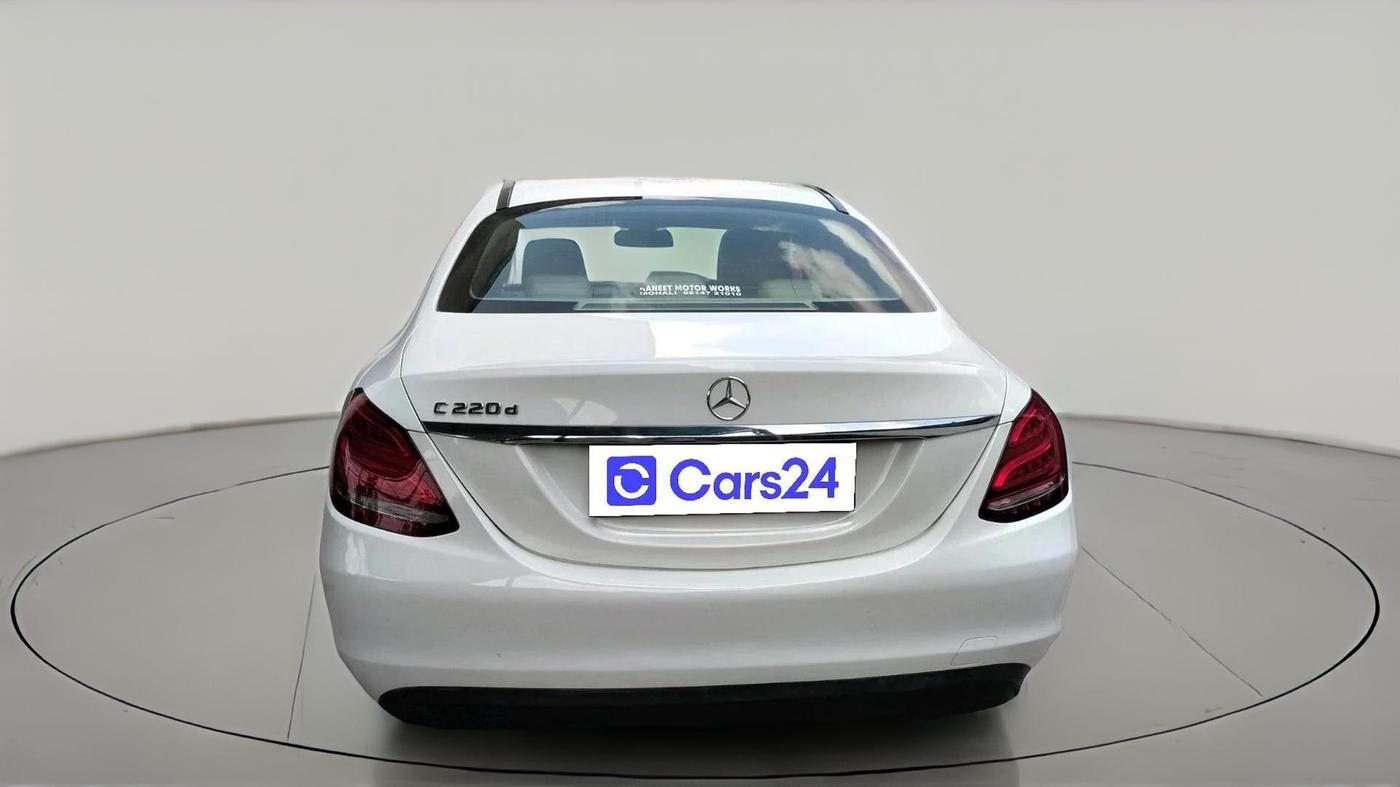 2017 Mercedes Benz C Class 220d, Diesel, Automatic, 1,79,878 km, exterior