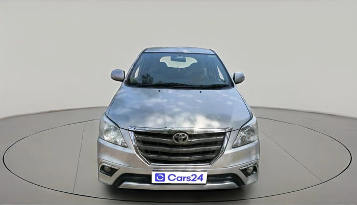 2014 Toyota Innova 2.5 VX 7 STR, Diesel, Manual, 1,37,808 km, exterior