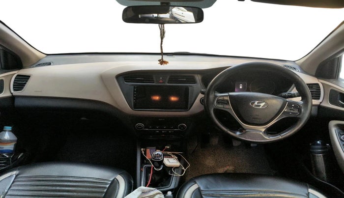 2017 Hyundai Elite i20 ASTA 1.4 CRDI (O), Diesel, Manual, 3,45,624 km, interior