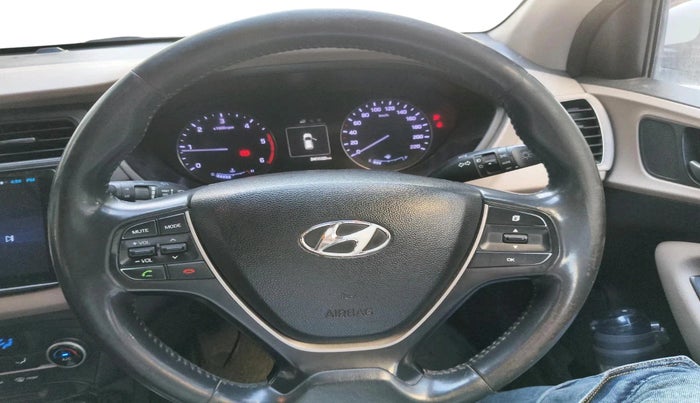 2017 Hyundai Elite i20 ASTA 1.4 CRDI (O), Diesel, Manual, 3,45,624 km, interior