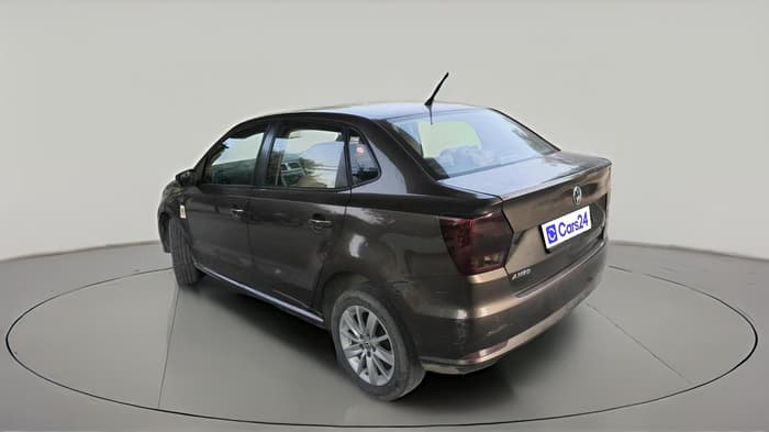 2016 Volkswagen Ameo HIGHLINE1.5L, Diesel, Manual, 1,11,294 km, exterior