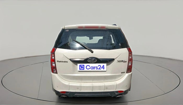 2016 Mahindra XUV500 W6, Diesel, Manual, 1,05,110 km, exterior