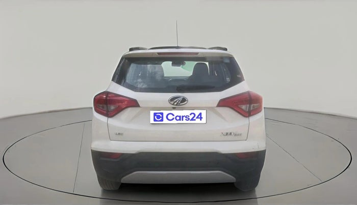 2021 Mahindra XUV300 W8 (O) 1.2 PETROL, Petrol, Manual, 44,100 km, exterior
