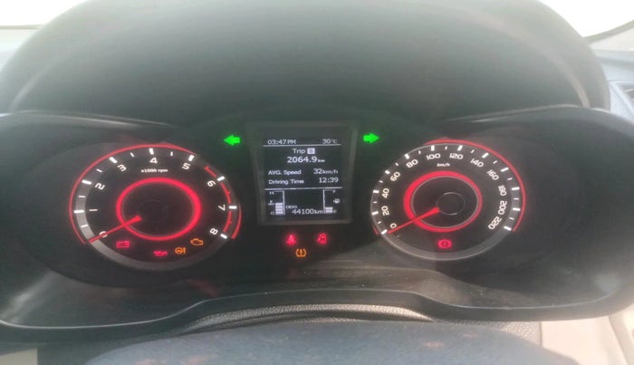 2021 Mahindra XUV300 W8 (O) 1.2 PETROL, Petrol, Manual, 44,100 km, interior