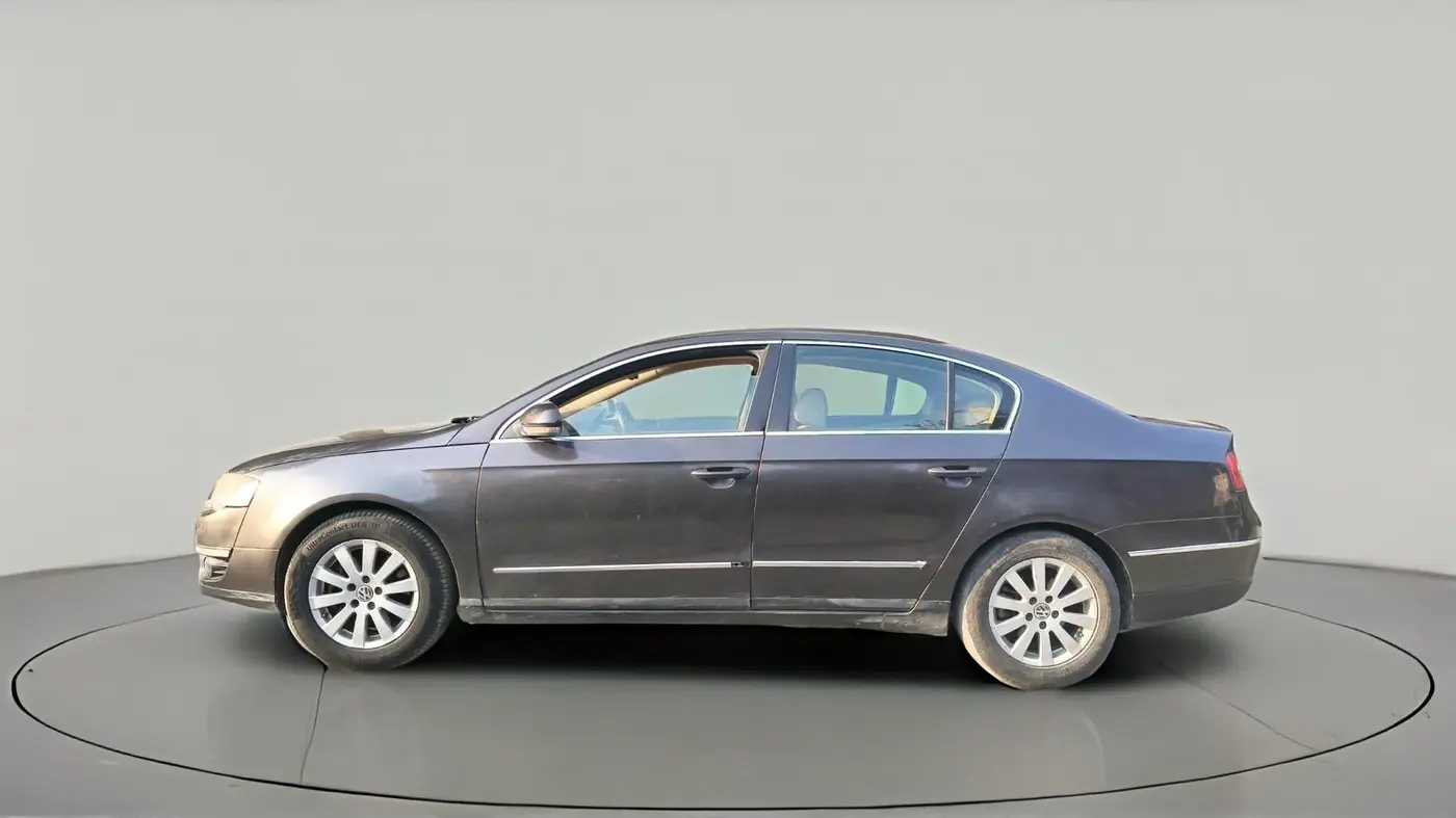 2008 Volkswagen Passat HIGHLINE DSG, Diesel, Automatic, 1,85,948 km, exterior