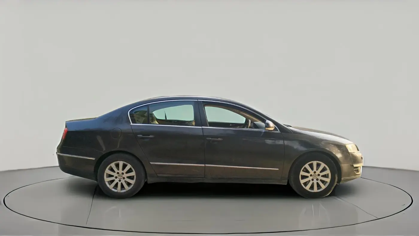 2008 Volkswagen Passat HIGHLINE DSG, Diesel, Automatic, 1,85,948 km, exterior