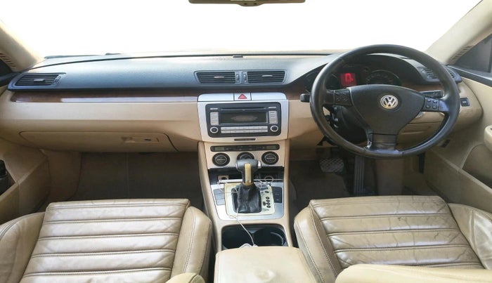 2008 Volkswagen Passat HIGHLINE DSG, Diesel, Automatic, 1,85,948 km, interior