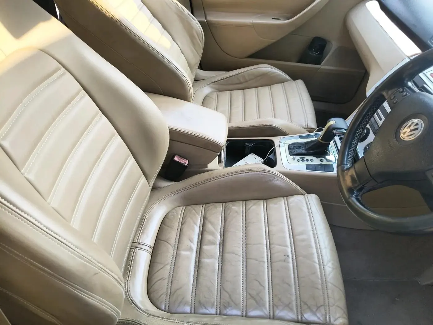2008 Volkswagen Passat HIGHLINE DSG, Diesel, Automatic, 1,85,948 km, interior