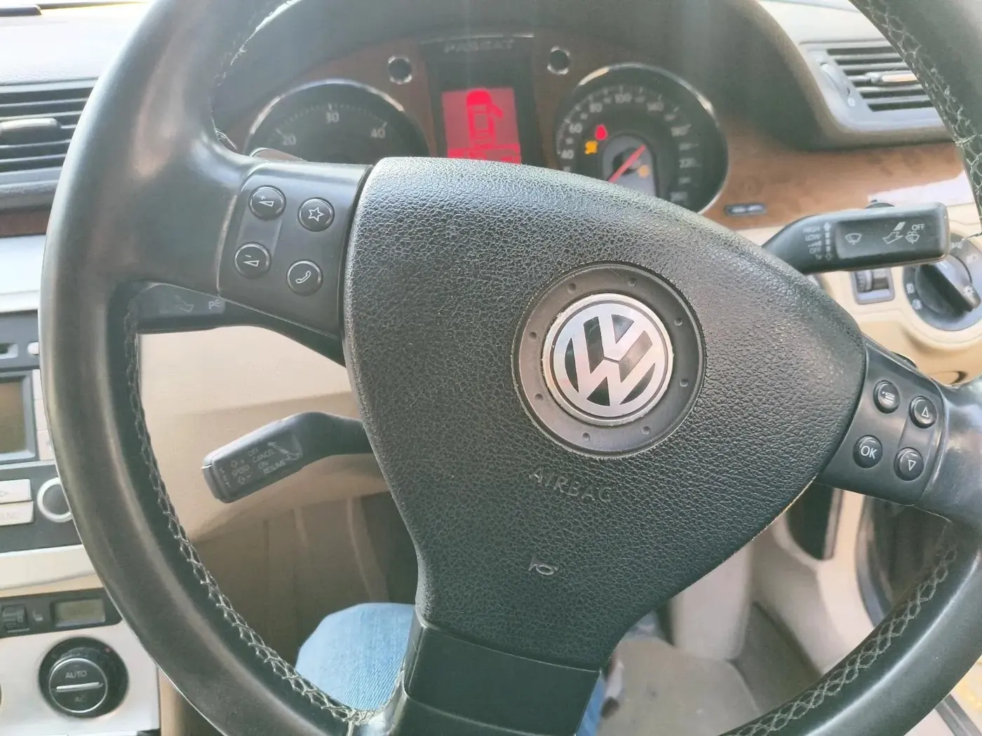 2008 Volkswagen Passat HIGHLINE DSG, Diesel, Automatic, 1,85,948 km, interior