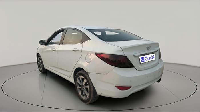 2012 Hyundai Verna FLUIDIC 1.4 CRDI EX, Diesel, Manual, 1,29,795 km, exterior