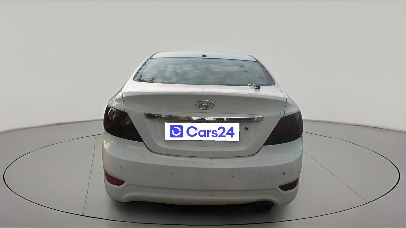 2012 Hyundai Verna FLUIDIC 1.4 CRDI EX, Diesel, Manual, 1,29,795 km, exterior