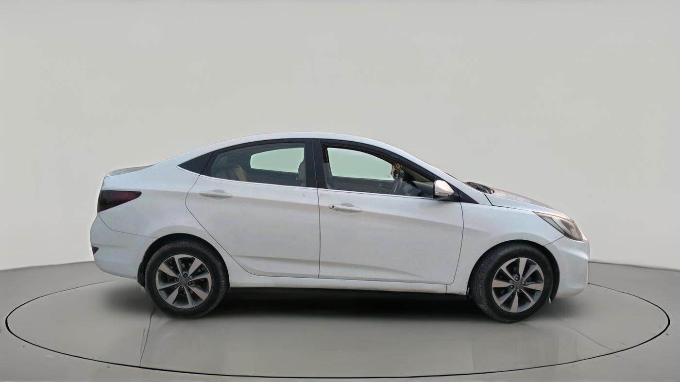 2012 Hyundai Verna FLUIDIC 1.4 CRDI EX, Diesel, Manual, 1,29,795 km, exterior