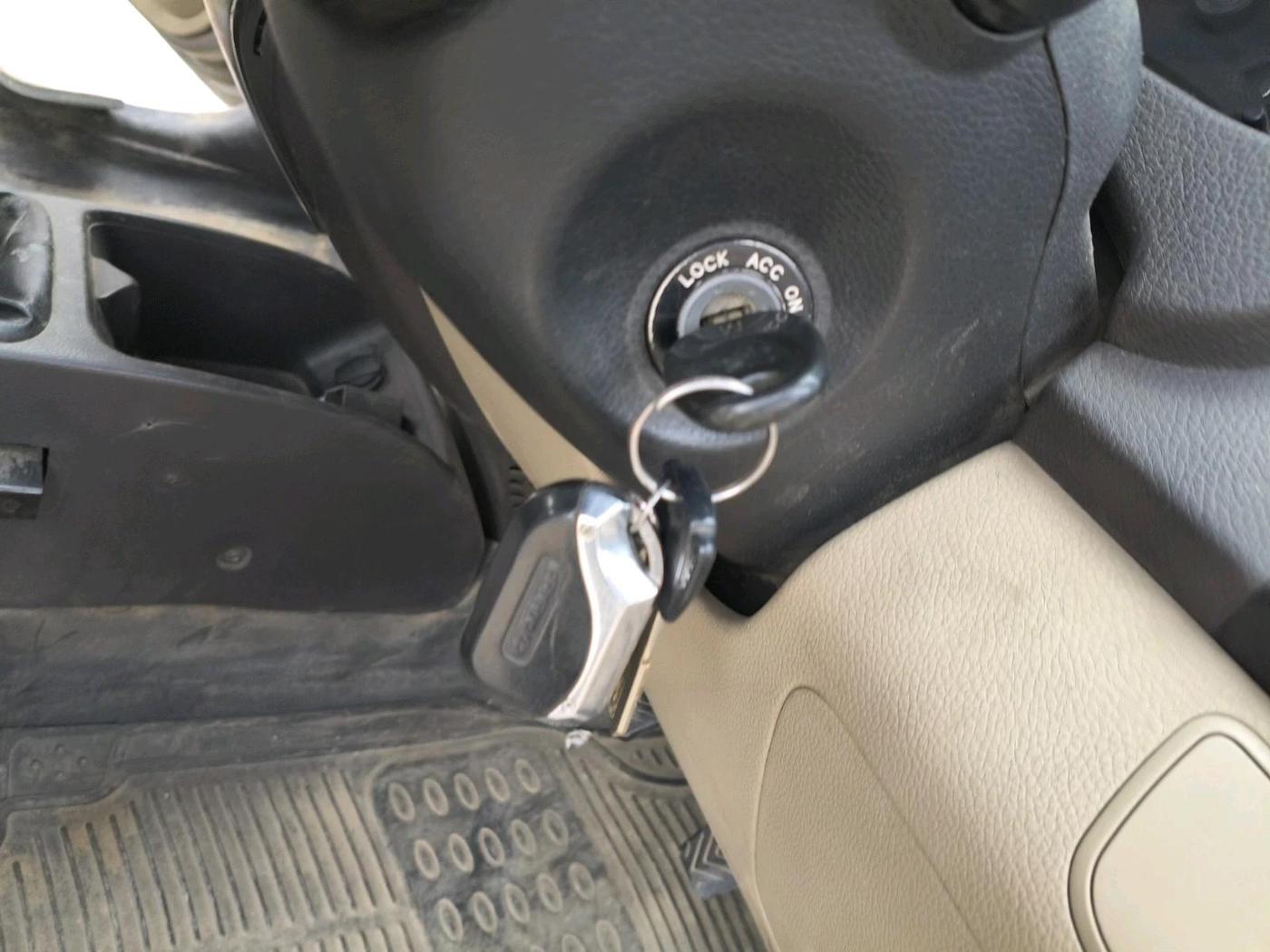 2012 Hyundai Eon D-LITE+, Petrol, Manual, 1,41,337 km, interior