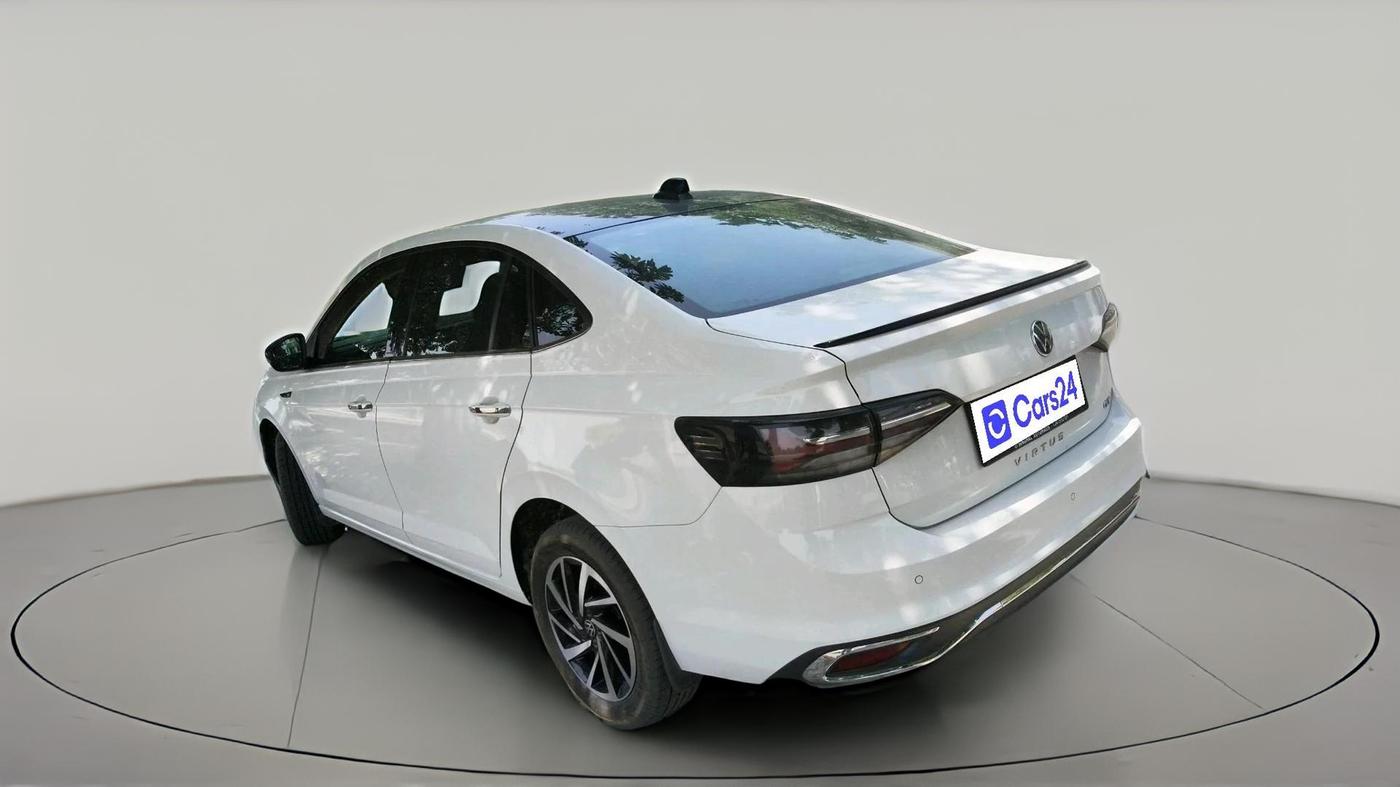 2025 Volkswagen VIRTUS GT PLUS TSI 1.5 EVO DSG, Petrol, Automatic, 9,278 km, exterior
