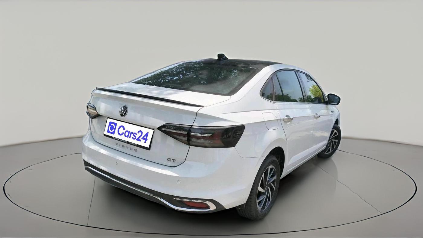 2025 Volkswagen VIRTUS GT PLUS TSI 1.5 EVO DSG, Petrol, Automatic, 9,278 km, exterior