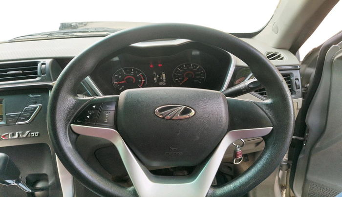 2016 Mahindra Kuv100 K6 PLUS D 6 STR, Diesel, Manual, 96,573 km, interior