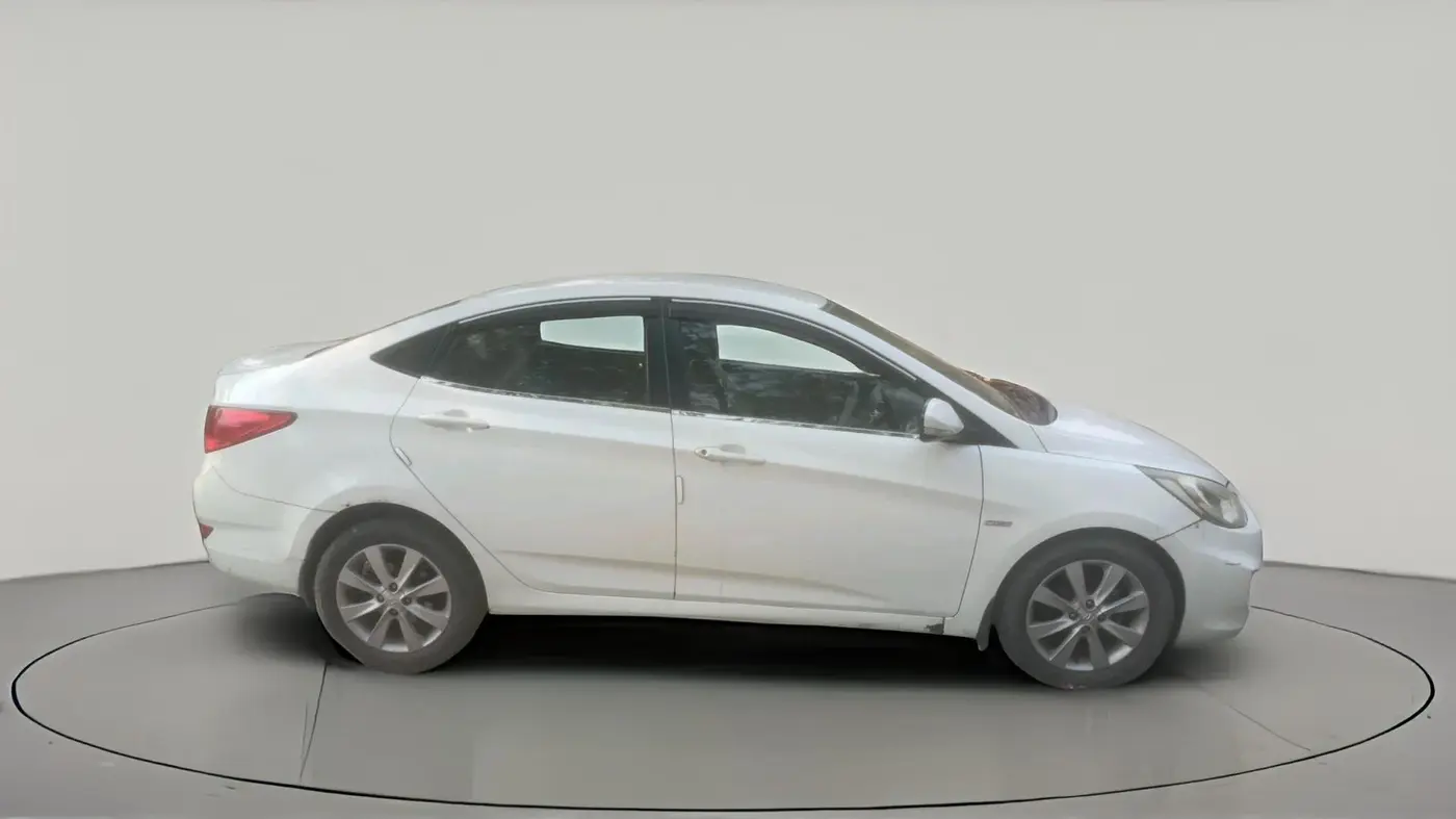 2012 Hyundai Verna FLUIDIC 1.6 CRDI SX, Diesel, Manual, 1,07,473 km, exterior