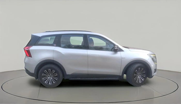 2022 Mahindra XUV700 AX3 D MT 5 STR, Diesel, Manual, 1,42,267 km, exterior