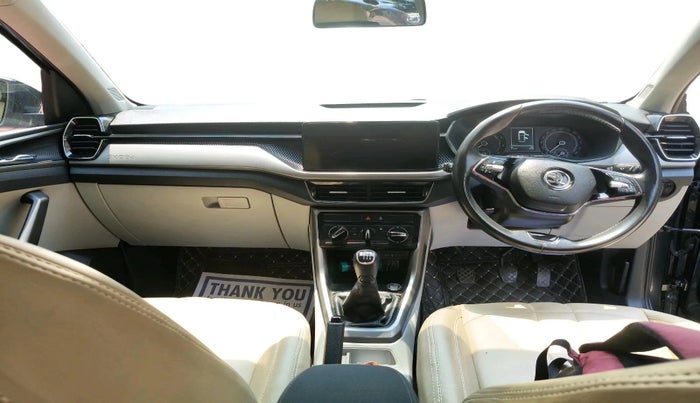 2022 Skoda KUSHAQ AMBITION 1.0L TSI MT, Petrol, Manual, 31,317 km, interior