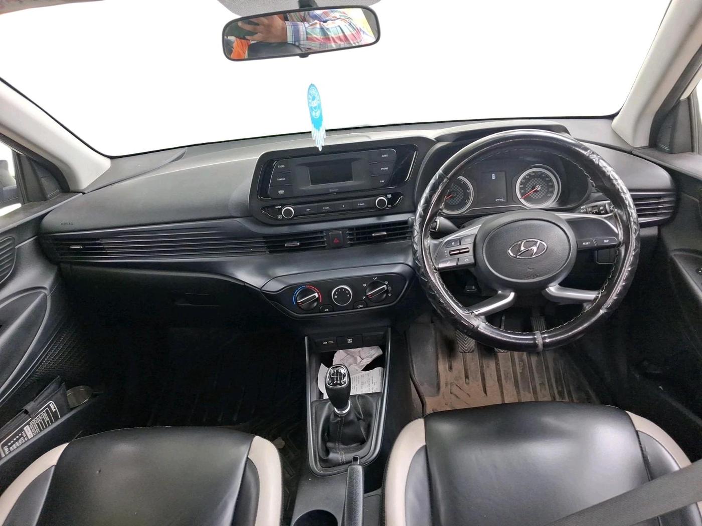 2022 Hyundai NEW I20 MAGNA 1.5 MT, Diesel, Manual, 1,27,776 km, interior