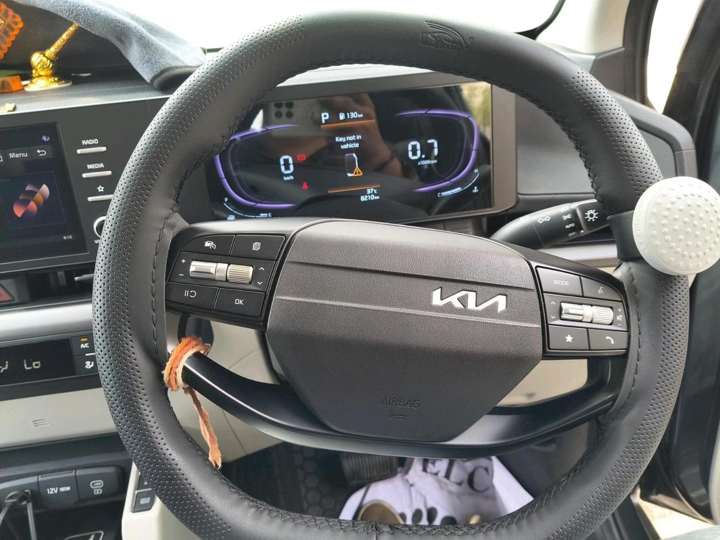 2025 KIA Carens Clavis HTK Plus 1.5 Diesel AT, Diesel, Automatic, 8,210 km, interior