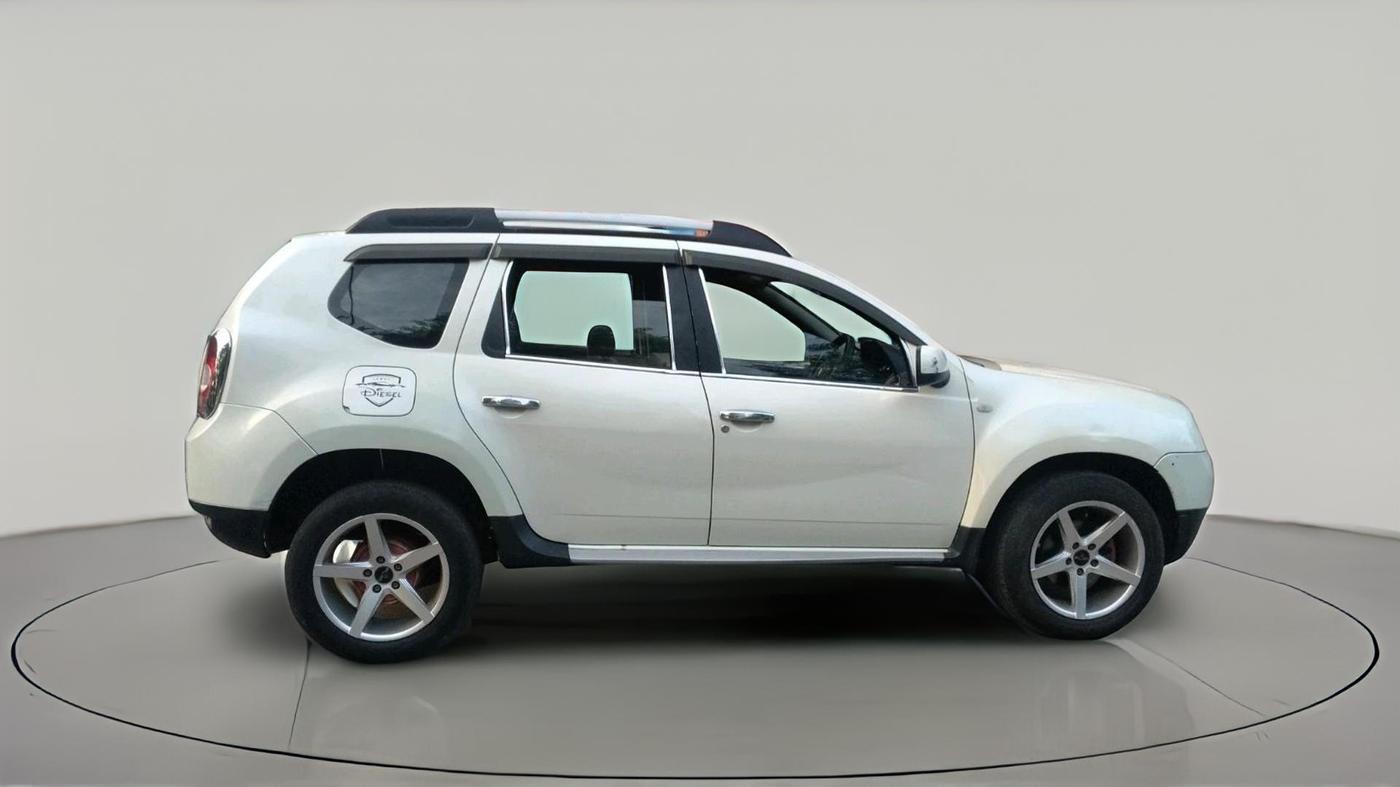 2015 Renault Duster 110 PS RXZ DIESEL, Diesel, Manual, 1,04,125 km, exterior