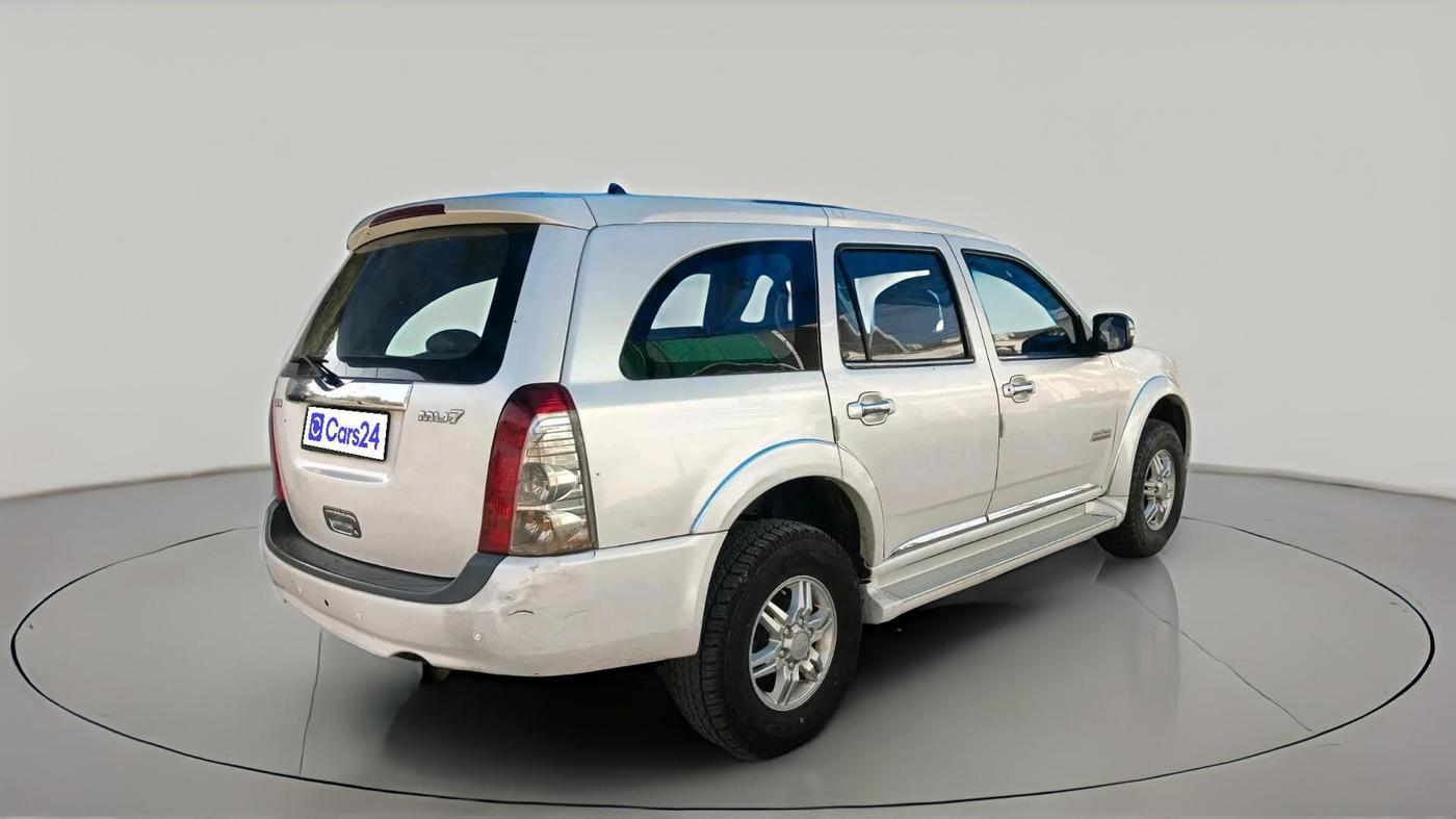 2015 ISUZU MU-7 4x2 MT, Diesel, Manual, 88,335 km, exterior