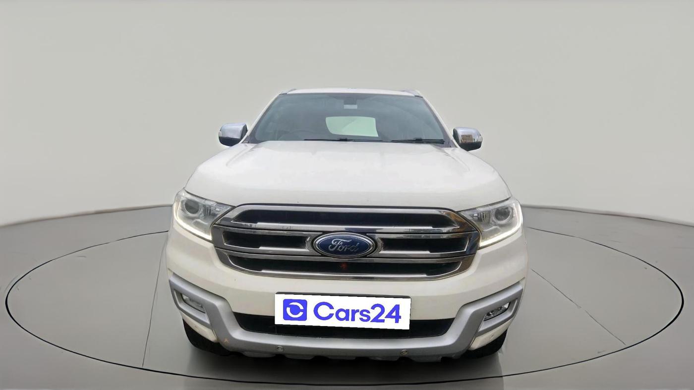 2017 Ford Endeavour TITANIUM 3.2 4X4 AT, Diesel, Automatic, 2,20,650 km, exterior
