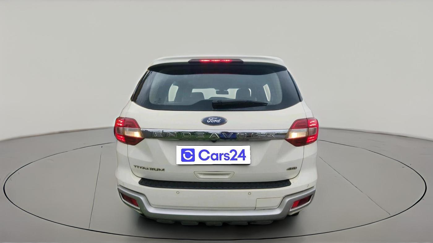 2017 Ford Endeavour TITANIUM 3.2 4X4 AT, Diesel, Automatic, 2,20,650 km, exterior