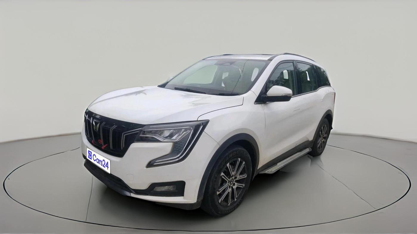 2025 Mahindra XUV700 AX 7 D MT 7 STR, Diesel, Manual, 30,788 km, exterior