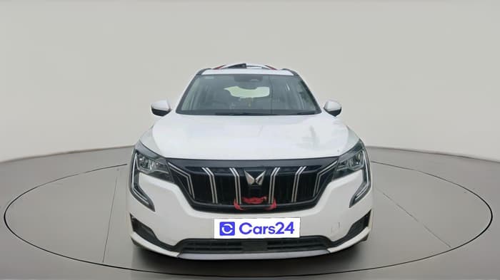 2025 Mahindra XUV700 AX 7 D MT 7 STR, Diesel, Manual, 30,788 km, exterior