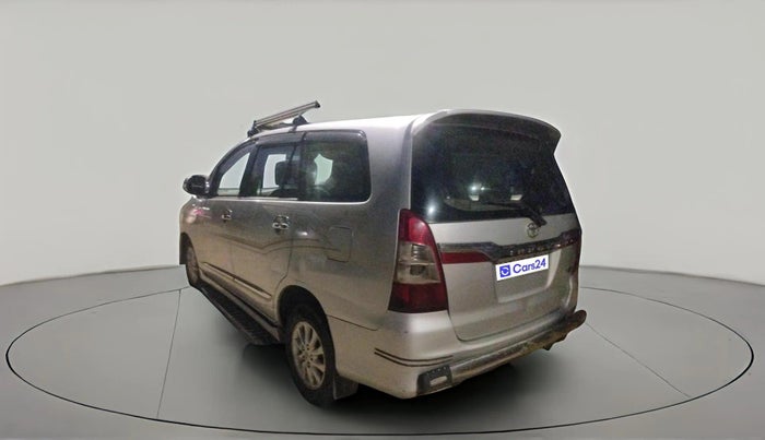 2014 Toyota Innova 2.5 ZX 7 STR, Diesel, Manual, 1,24,833 km, exterior