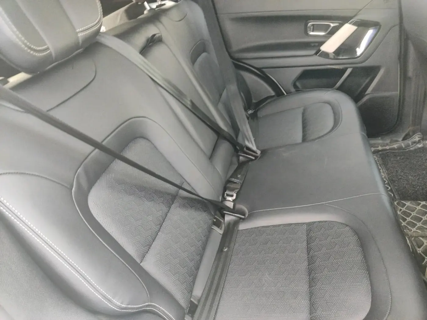 2024 Tata Harrier FEARLESS DUAL TONE AT, Diesel, Automatic, 44,537 km, interior
