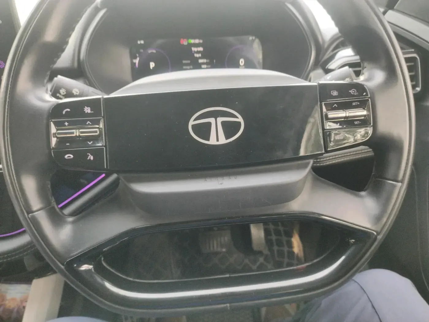 2024 Tata Harrier FEARLESS DUAL TONE AT, Diesel, Automatic, 44,537 km, interior