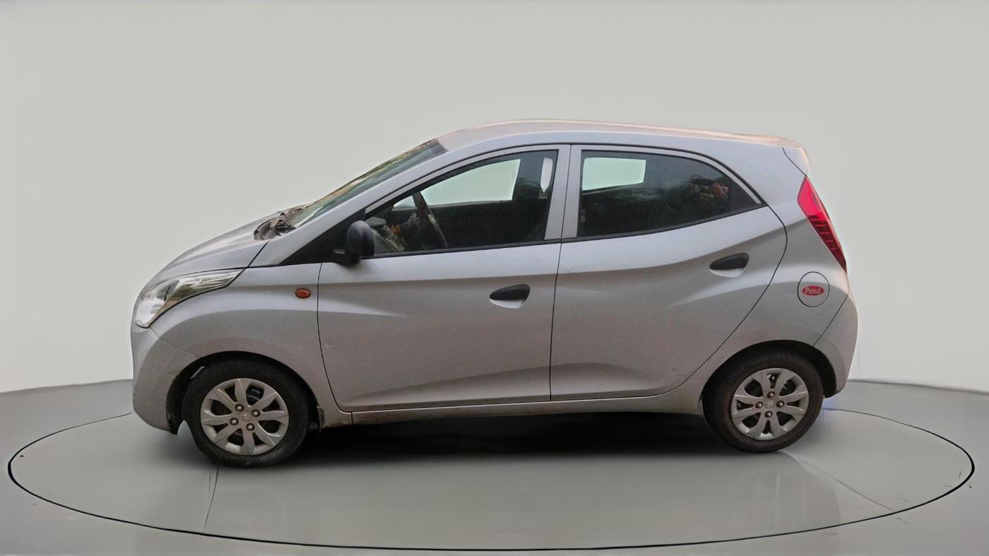 2017 Hyundai Eon 1.0 MAGNA +, Petrol, Manual, 1,15,528 km, exterior
