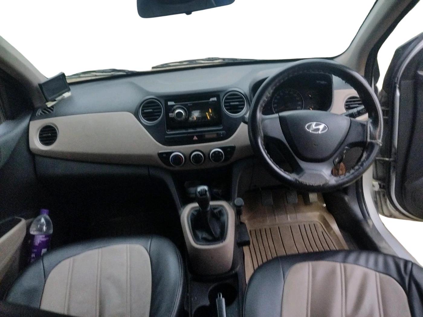 2016 Hyundai Grand i10 MAGNA 1.2 KAPPA VTVT, CNG, Manual, 78,405 km, interior